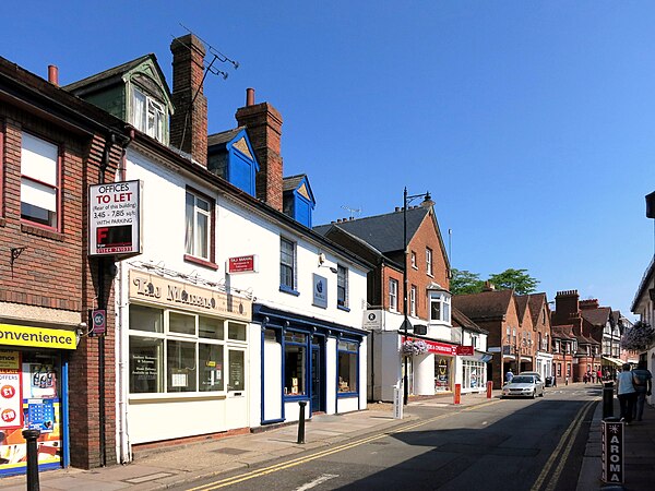 Image: Denmark Street, Wokingham   geograph.org.uk   4087475