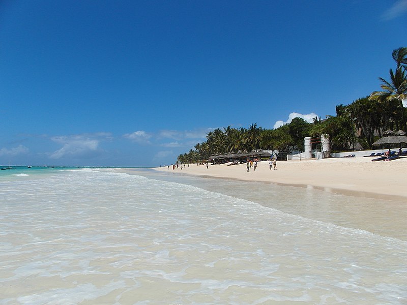 File:Diani Beach 2013 - panoramio (13).jpg