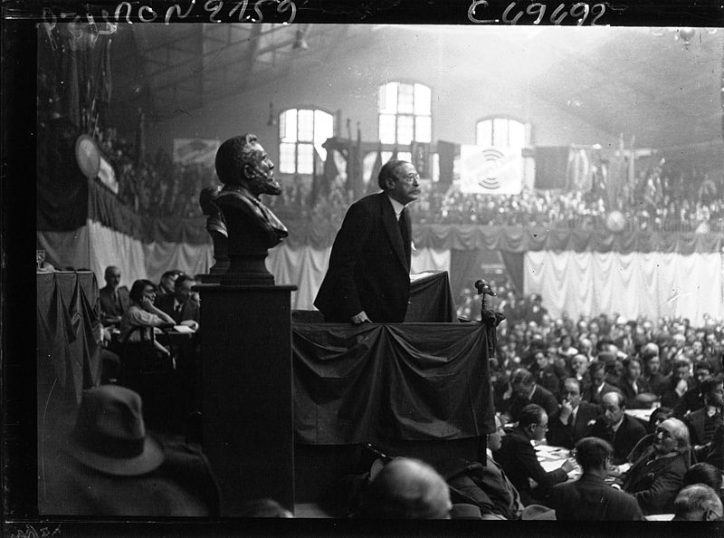 File:Discours de Léon Blum au Congrès socialiste, 1932.jpg