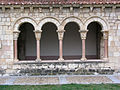 Colonnes du cloître roman de Sepúvelda à côté de Ségovie