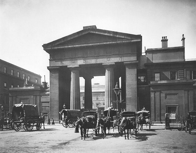 The Euston Arch in the 1890s