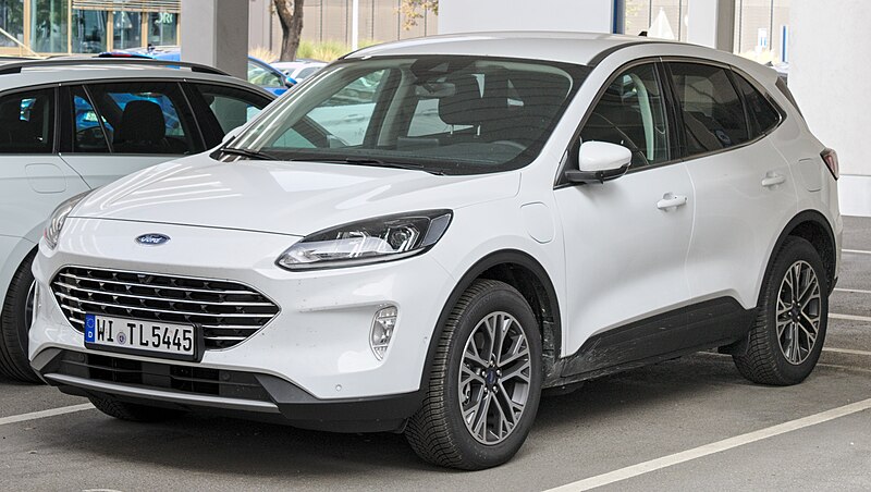 https://upload.wikimedia.org/wikipedia/commons/thumb/8/87/Ford_Kuga_%28third_generation%29_PHEV_IMG_3320.jpg/800px-Ford_Kuga_%28third_generation%29_PHEV_IMG_3320.jpg