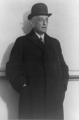 Джордж Блументаль около 1920 года