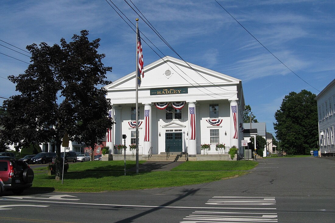 File:Hadley Town Hall, MA.jpg