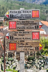 Hiking sign in Soajo.jpg