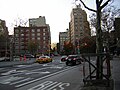 Thumbnail for File:Houston Street 6th Avenue at dusk jeh.jpg