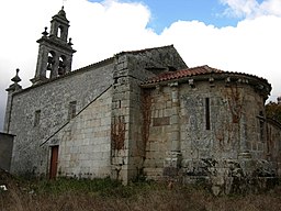 Iglesia de Santiago de Lousada.jpg