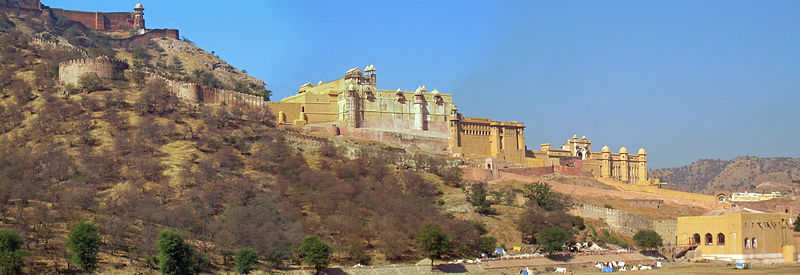 File:India - Jaipur2 - 001 - The Amber Fort (2178449343).jpg