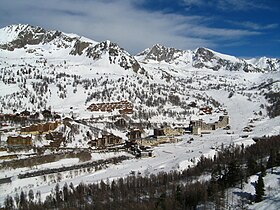 Vue aérienne de la station.