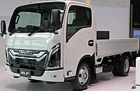 Isuzu Plaza Isuzu Elf NJR88AF.jpg