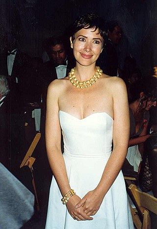 Fortune Salaire Mensuel de Janine Turner Combien gagne t il d argent ? 1 000,00 euros mensuels