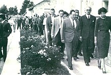 Jose A. Balseiro con Frondizi, Argentina (1960).jpg