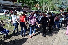 Dancing women to Roma music during Kakava 2015 in Edirne. Kakava2015 (7).JPG