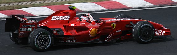 Kimi Raikkonen won 2007 Brazil GP.jpg