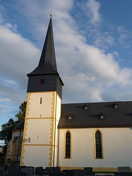 File:Kirche Neukenroth 07.jpg