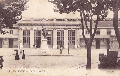 LL 24 - VALENCE - La Gare.jpg