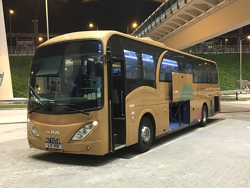 File:LV991 Hong Kong-Zhuhai-Macau Bridge Shuttle Bus 15-12-2018.jpg