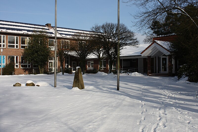 File:Ladbergen Rathaus.JPG