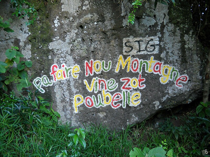 File:Le Pouce - Mauritius 01.jpg