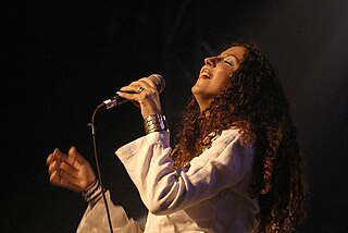 <span class="mw-page-title-main">Lynda Thalie</span> Canadian singer