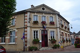 The town hall in Savigny-en-Sancerre