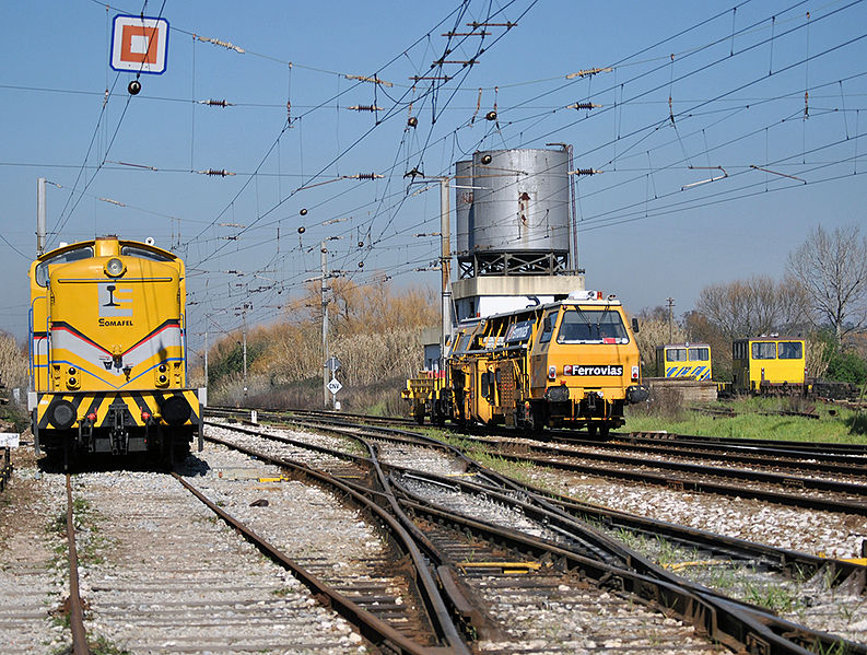 File:Maq Ferrovias, Barcelos Terminal do Fundão (5478225797).jpg