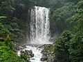 鹿児島県霧島市牧園町にある丸尾滝