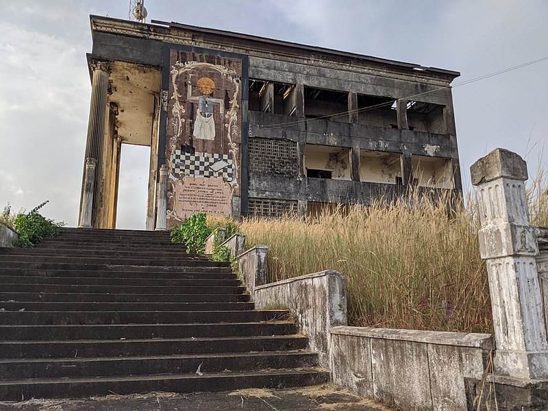 File:Masonic Lodge in Harper, Liberia.jpg