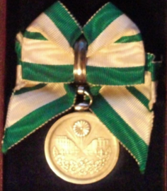 vrouwelijke versie van de medaille