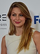 Melissa Benoist interprète Kara Danvers / Supergirl.