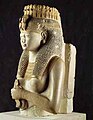 Statua, soprannominata "Regina bianca", di Meritamon. Museo egizio del Cairo.