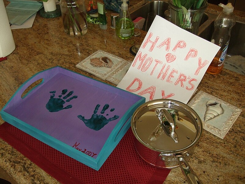 File:Mother's Day.jpg