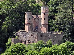 Das Schwalbennest, eine der vier Burgen in Neckarsteinach