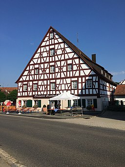 Neunhof Welserplatz 6