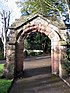 Grosvenor Park'taki eski St Michael kapısı - geograph.org.uk - 763761.jpg