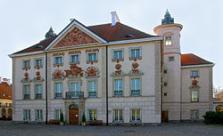 قصر در Otwock Wielki