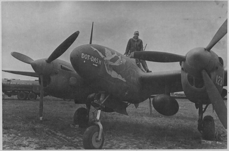 File:P-38 Dot dash.jpg