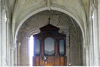 P1020247 Kościół Świętej Trójcy w Angers rwk.JPG