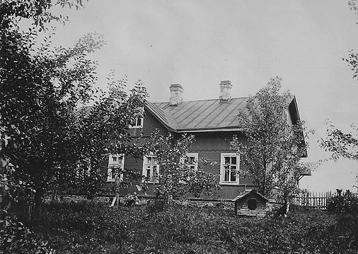 Рябовский пасторат. В 1930-е годы в нём размещалась начальная школа. 1931 год