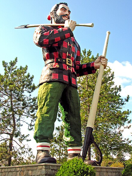 Paul Bunyan statue in Bangor, Maine.jpg