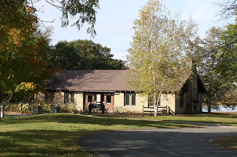 File:PerrotStateParkWisconsinNatureCenter.jpg