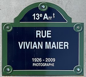 Voir la plaque.