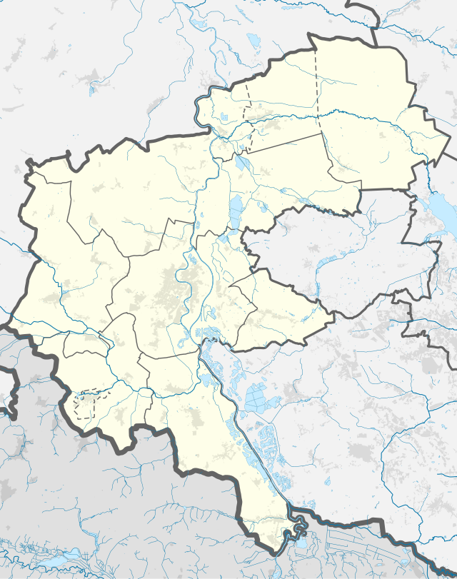 Mapa konturowa powiatu raciborskiego, blisko centrum na lewo znajduje się punkt z opisem „Kaplica zamkowa pw. św. Tomasza Kantuaryjskiego”