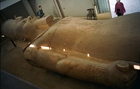 English:Statue of Ramses II, Memphis. / Polski: Posąg Ramzesa II, Memfis