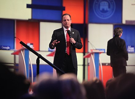 Priebus at the final Republican Party Presidential candidate debate before the 2016 Iowa caucuses