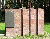 Memorial plaque of the concentration camp in Deutz Rheinhallen Koln - Gedenktafel KZ-Aussenlager.jpg