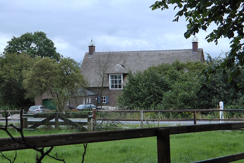 File:Rhenen - 2011 - panoramio (25).jpg