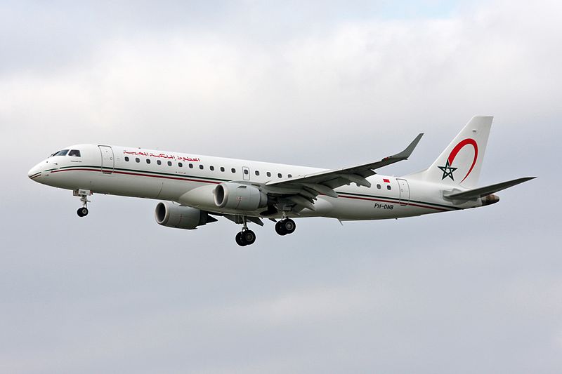 File:Royal Air Maroc - RAM (Denim Air) Embraer 190AR (ERJ-190-100IGW) PH-DNB (24324380154).jpg