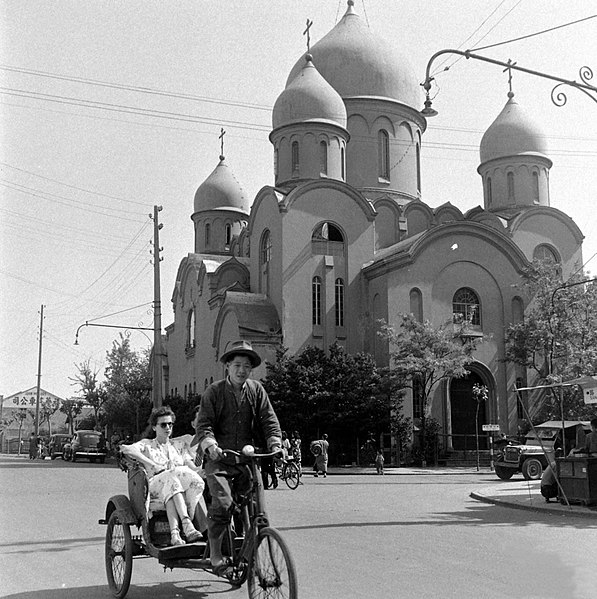 File:Russian Orthodox Church, Old Shanghai.jpg