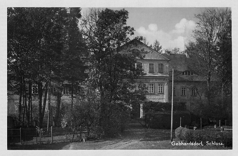 File:Schloss Gebhardsdorf.JPG